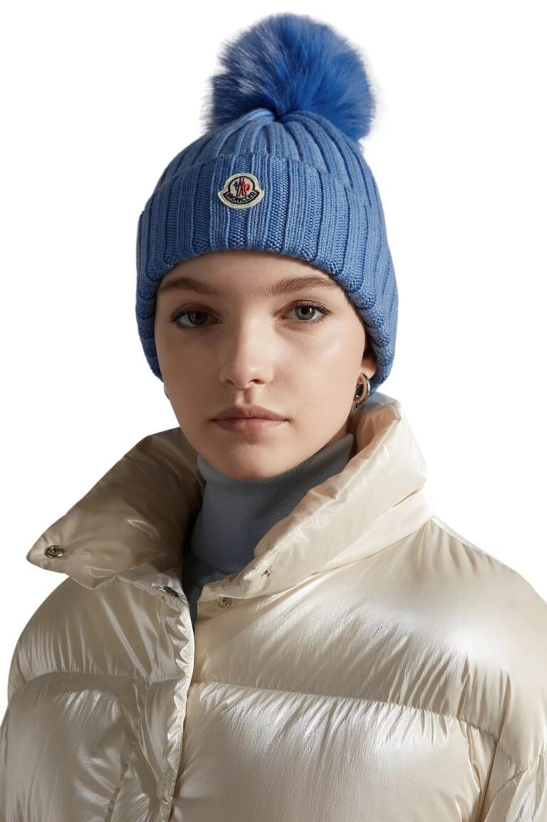 beanie-with-pom-pom-1