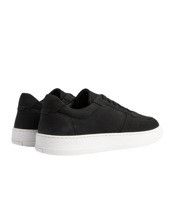 Wunderschone Garment Project Sneakers Bilder