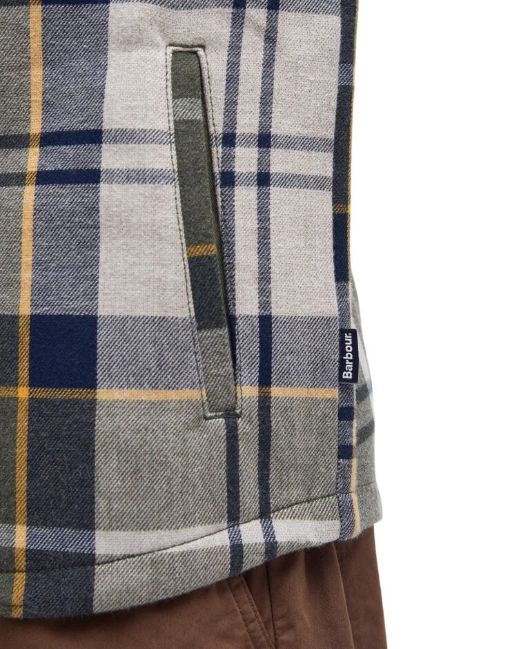 mos0117tn16_aw23main_detailc_3