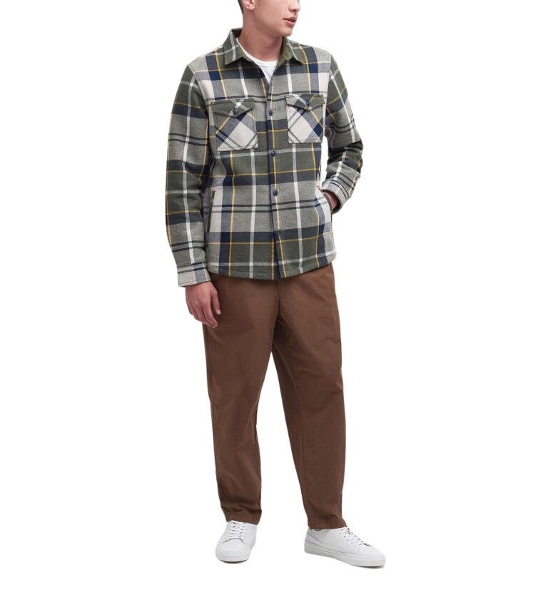 mos0117tn16_aw23main_getthelook_3