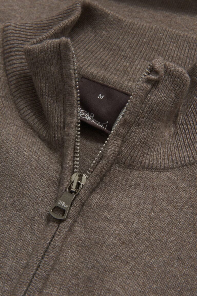 2413_oscar-jacobson_patton-half-zip_beige_69264954_406_extra1-custom