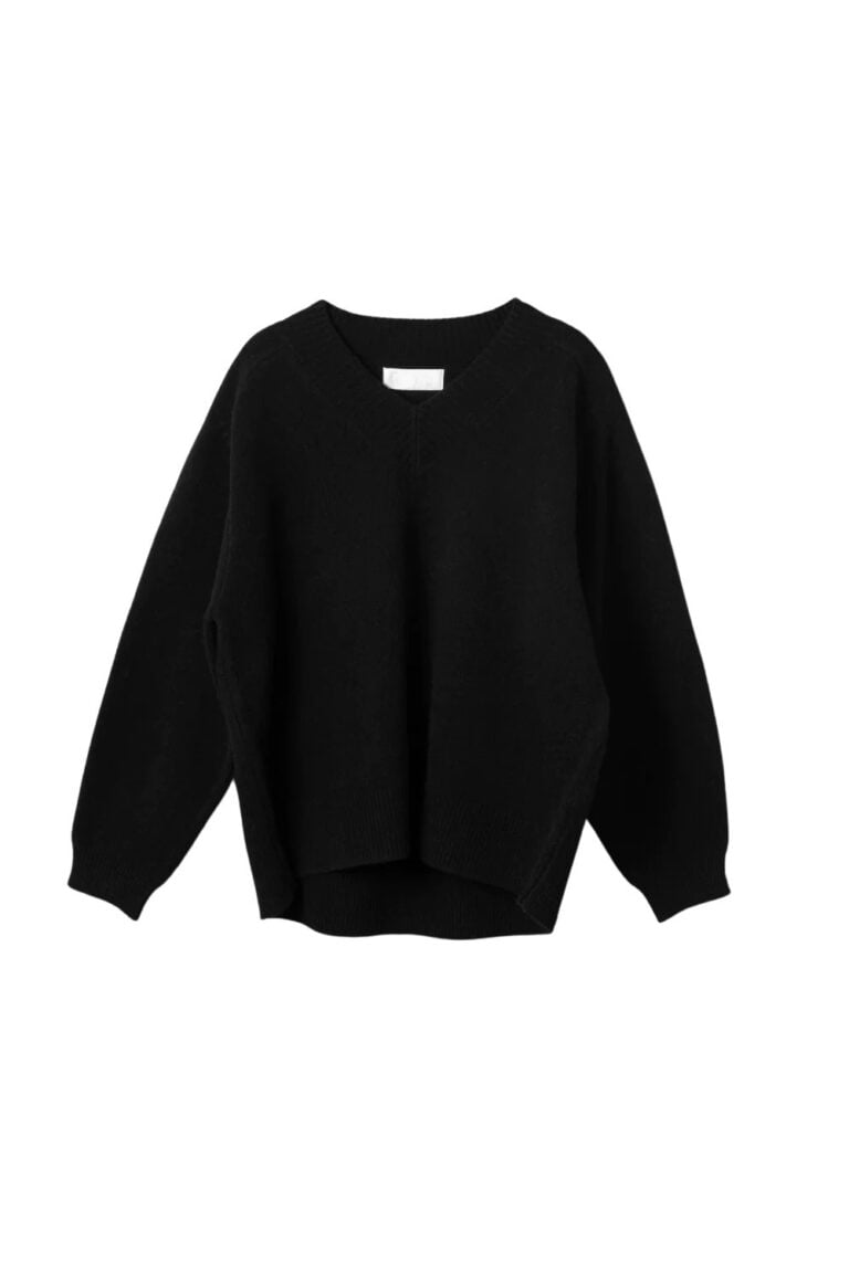 vneck_nathical_black