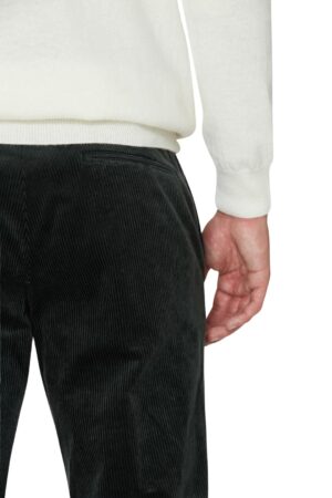 2432_oscar-jacobson_denz-trousers_green-night_51707548_868_list3-custom