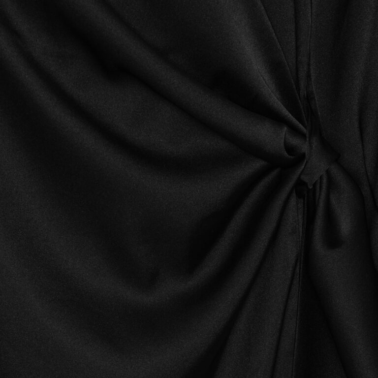 inesdress_black_crop