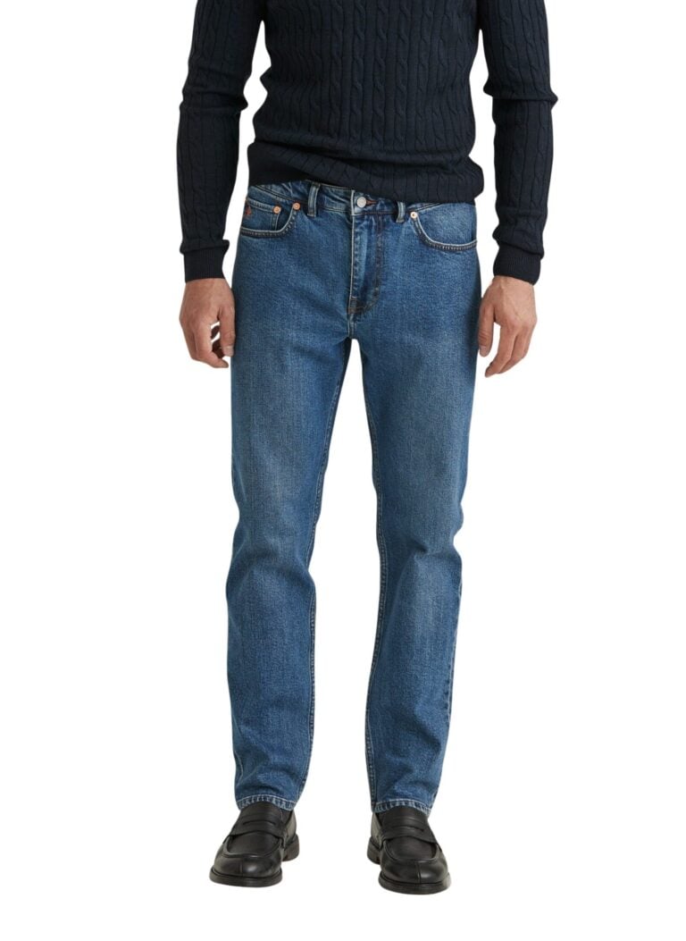 700181-james-jeans-60-two-year-wash-1