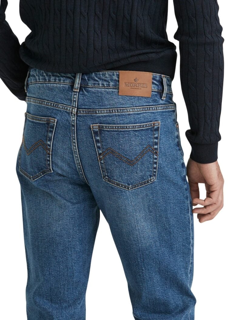700181-james-jeans-60-two-year-wash-4