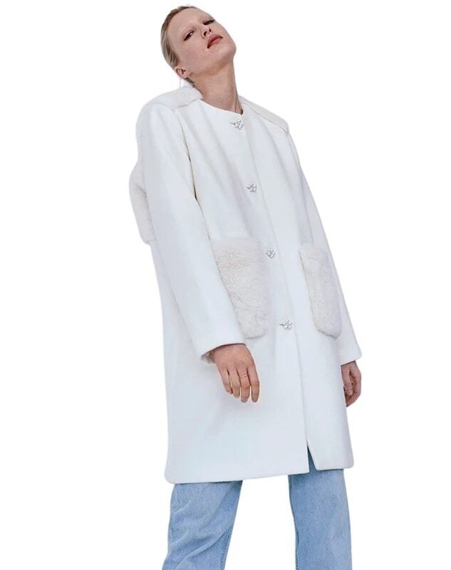 halli-coat-999527812-010_whisper_white-3_633x950