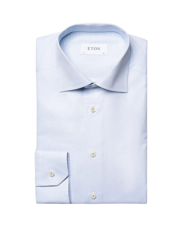 light-blue-dobby-cut-away-collar_2023-05-03t222602001z