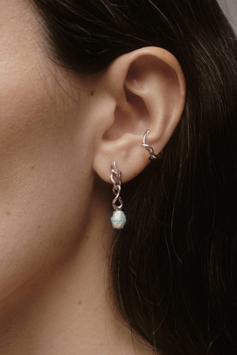 orion_blue_earring_twisted-deceiver-ear-cuff