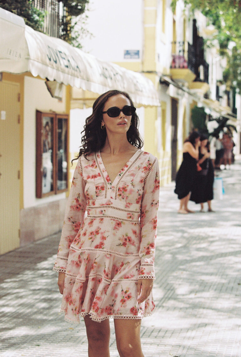 ellie-dress-red-garden-2