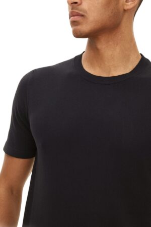 2758_oscar-jacobson_brian-roundneck-s-s_navy-sea_66163918_211_list1-custom