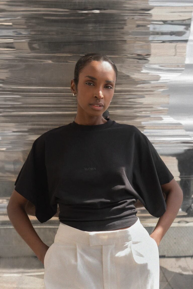 dnateeblack_small