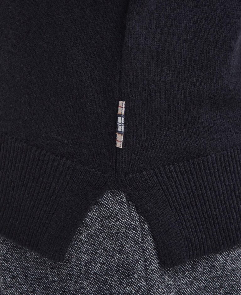 lkn1077bk92_aw24main_detailc-1