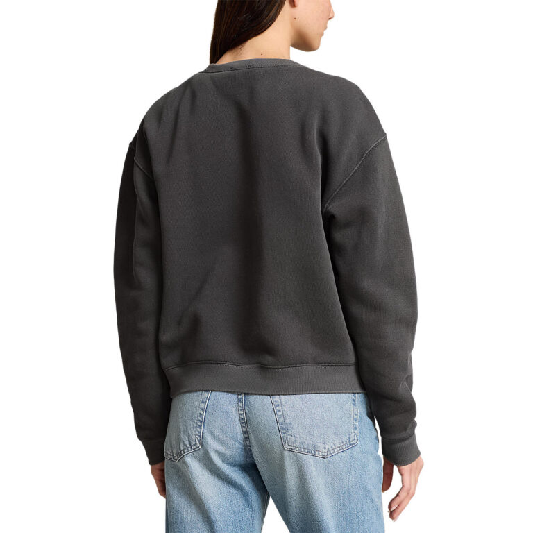 whsbackcrop_ai211941193001