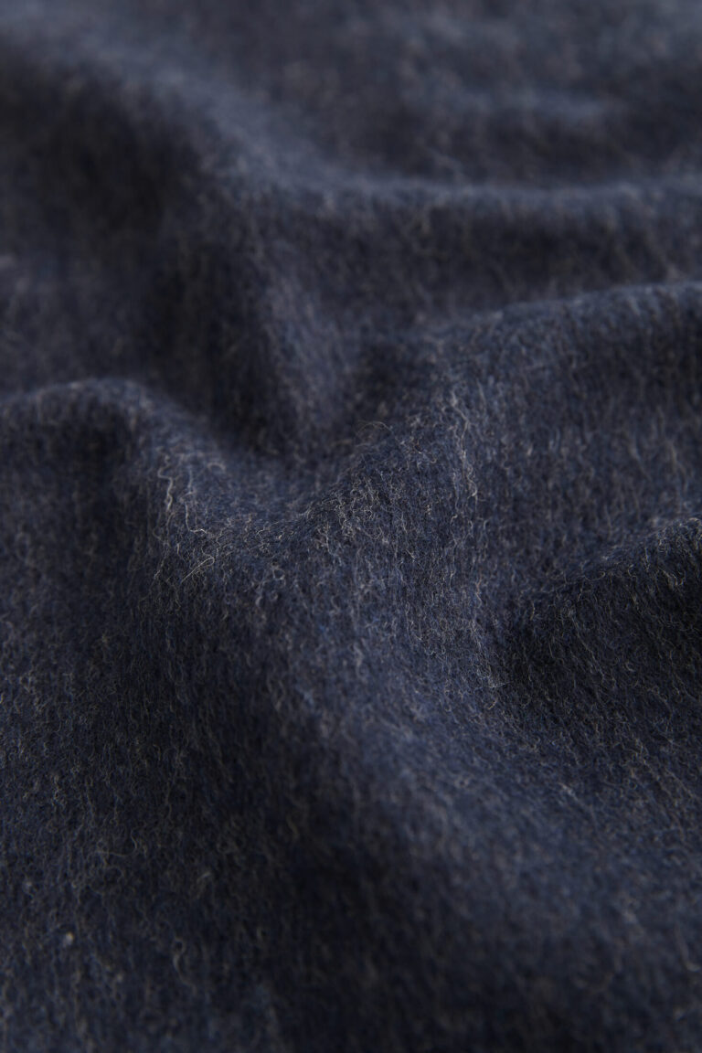 010815-double-face-scarf60-navy-2