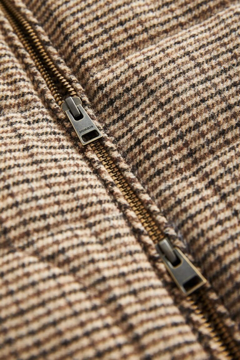 2291_d5db7716f7-160049-welsh-vest-80-brown-2-full