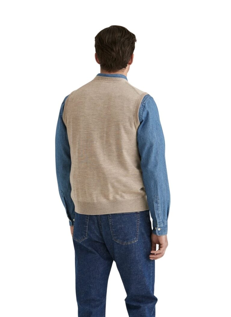 2320_0c95cd3a3f-901325-merino-slipover-vest-05-khaki-3-full