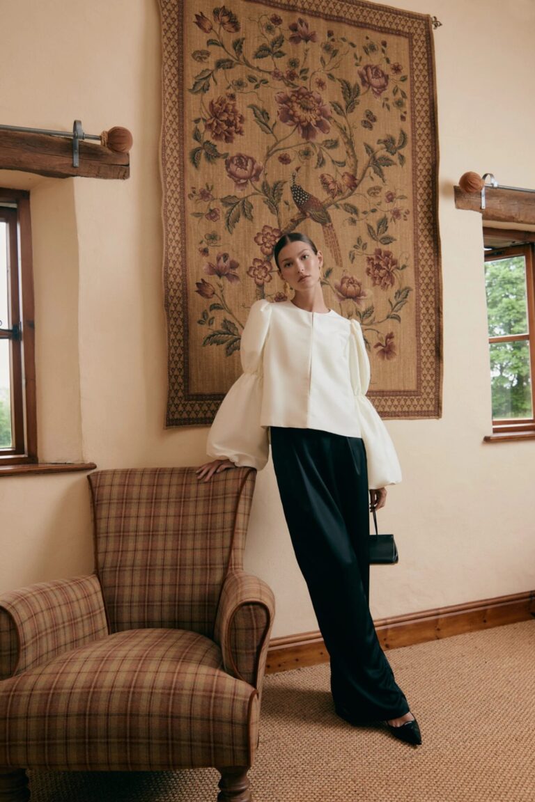 2656_af59f5351b-zoey-blouse-vanilla-sarah-pants-black-malina-1-size1600
