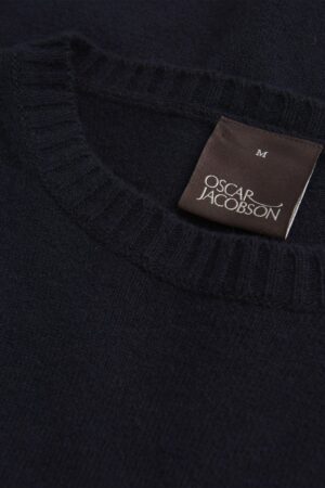 2791_oscar-jacobson_valter-roundneck_navy_68914954_210_extra1-custom