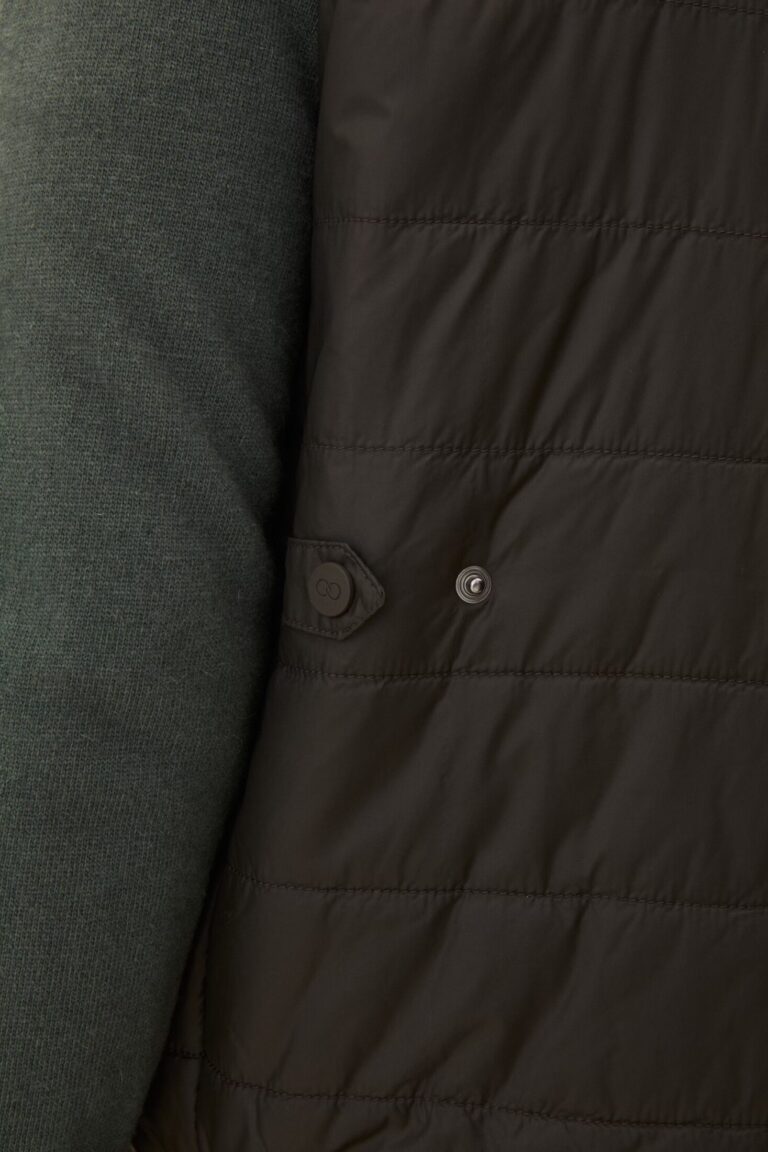 3151_oscar-jacobson_padded-liner-vest_rosciola-green_40531240_832_extra3-custom