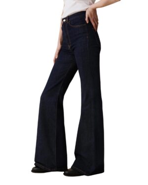 926_7aa236d579-fuji_bluerinse_0186-jeanzoom