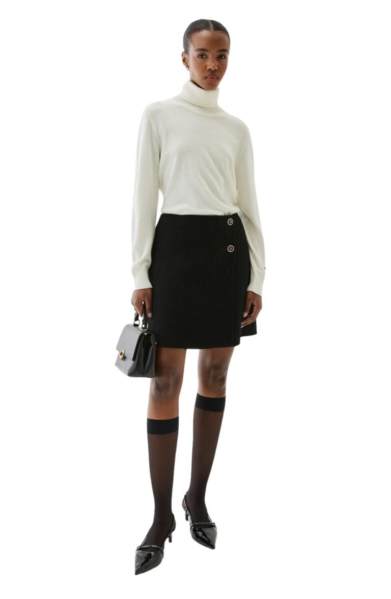 alicerollerneckecru_mickeydoublefaceskirtblack_1