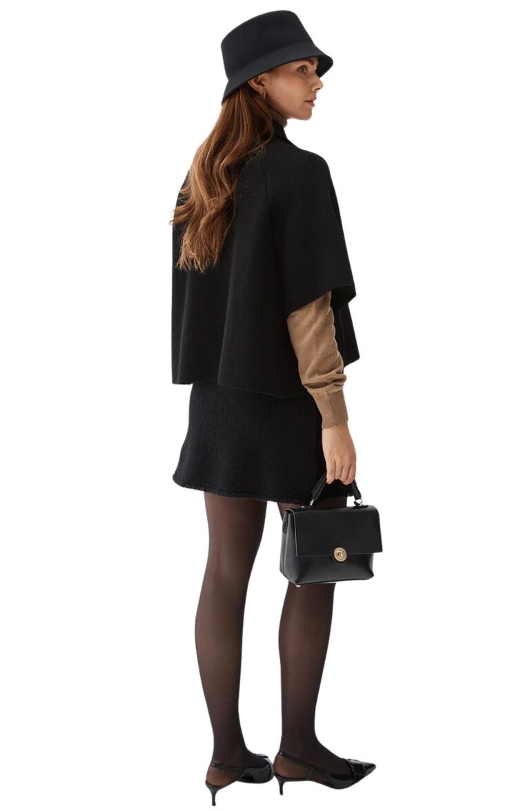 gertrudecapeblack2_19307b43-3b06-40f5-b78d-4077a084e856_3000x