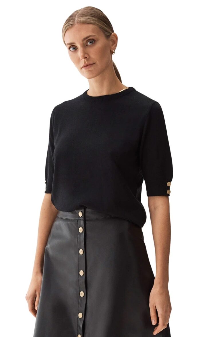 lucca-top-black-1_e5ad7197-cb86-4149-b537-3bf5296a2875_3000x