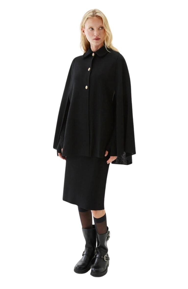 minou_cape_black_1_2000x