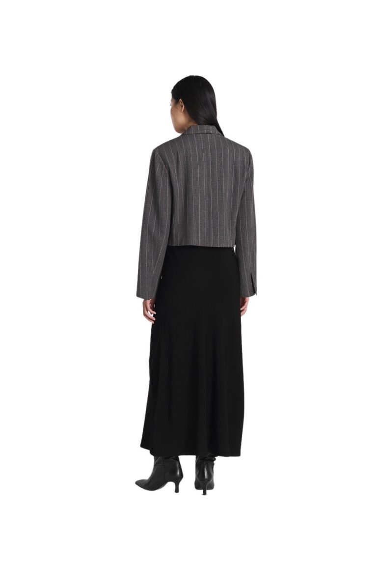 240529_ttfw24_day1_8535_tyne_satin_midi_skirt_black0018