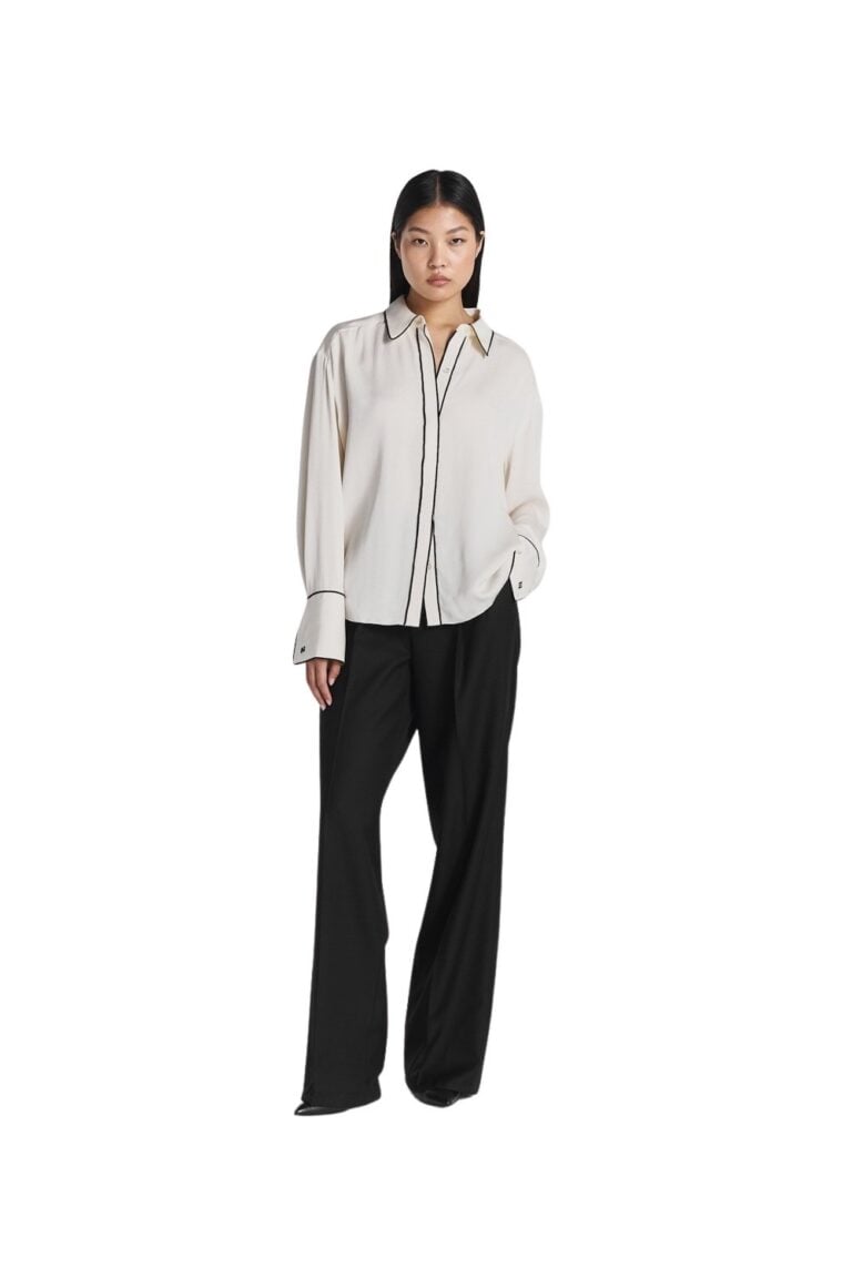 240529_ttfw24_day1_8607_jennifer_satin_blouse_ivory0509