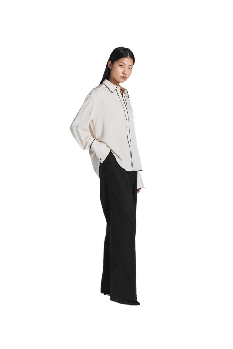240529_ttfw24_day1_8607_jennifer_satin_blouse_ivory0539
