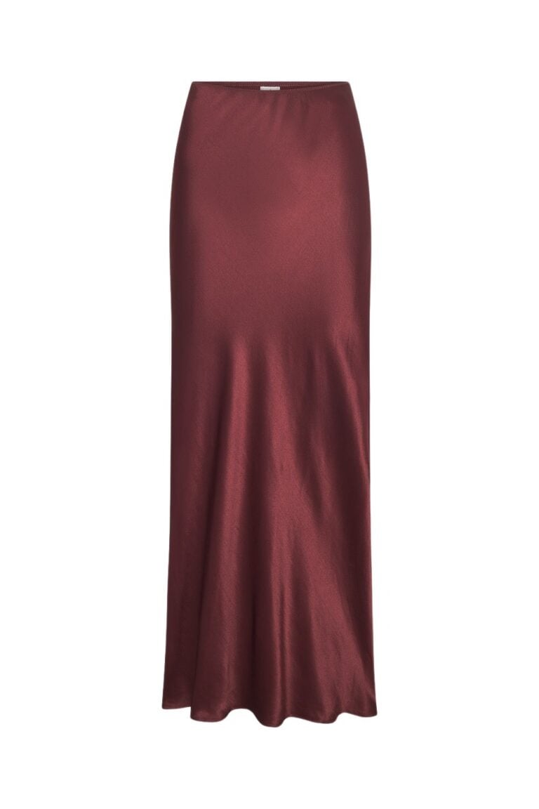 853436_tyne-satin-maxi-skirt_cranberry-juice_225