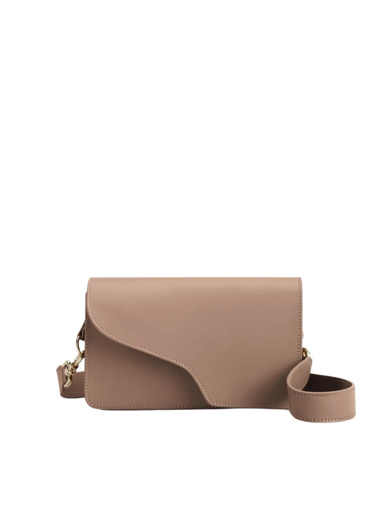 atp_atelier_assisi_hazelnut_leather_baguette_bag_vacchetta