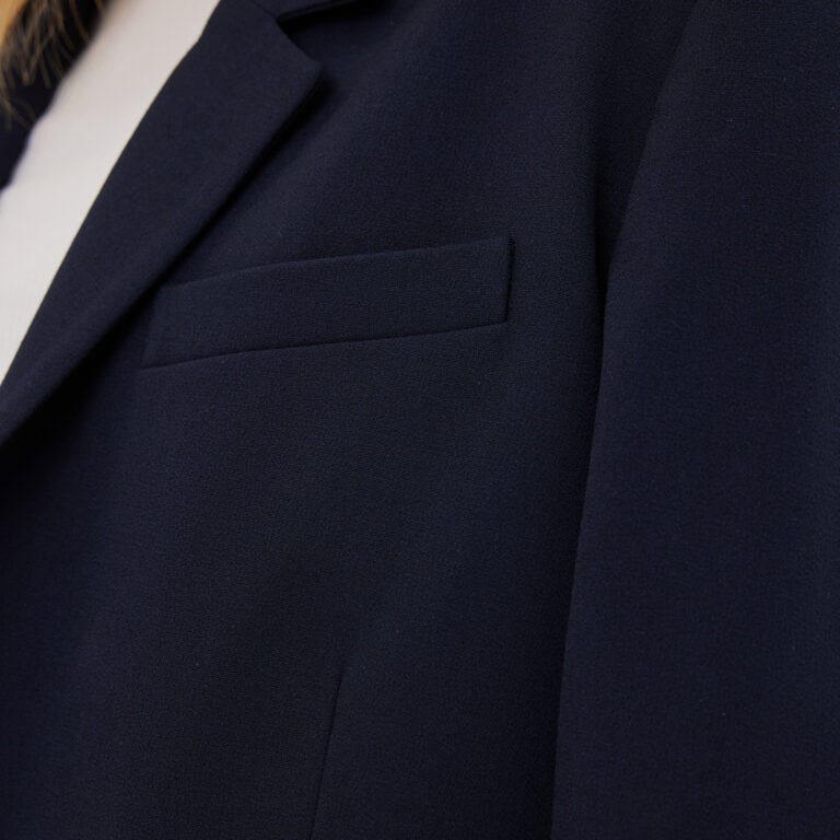 hannahfv_285-navy-40454-00003_detail_2