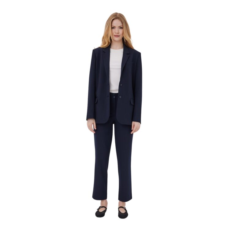 hannahfv_285-navy-40454-00003_model