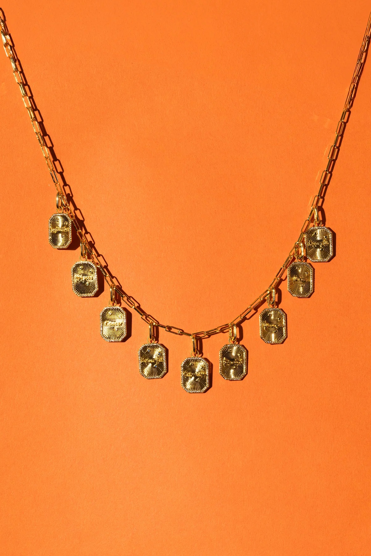 emiliabybondep1137_1800x1800 emiliabybondep1137_1800x1800-1