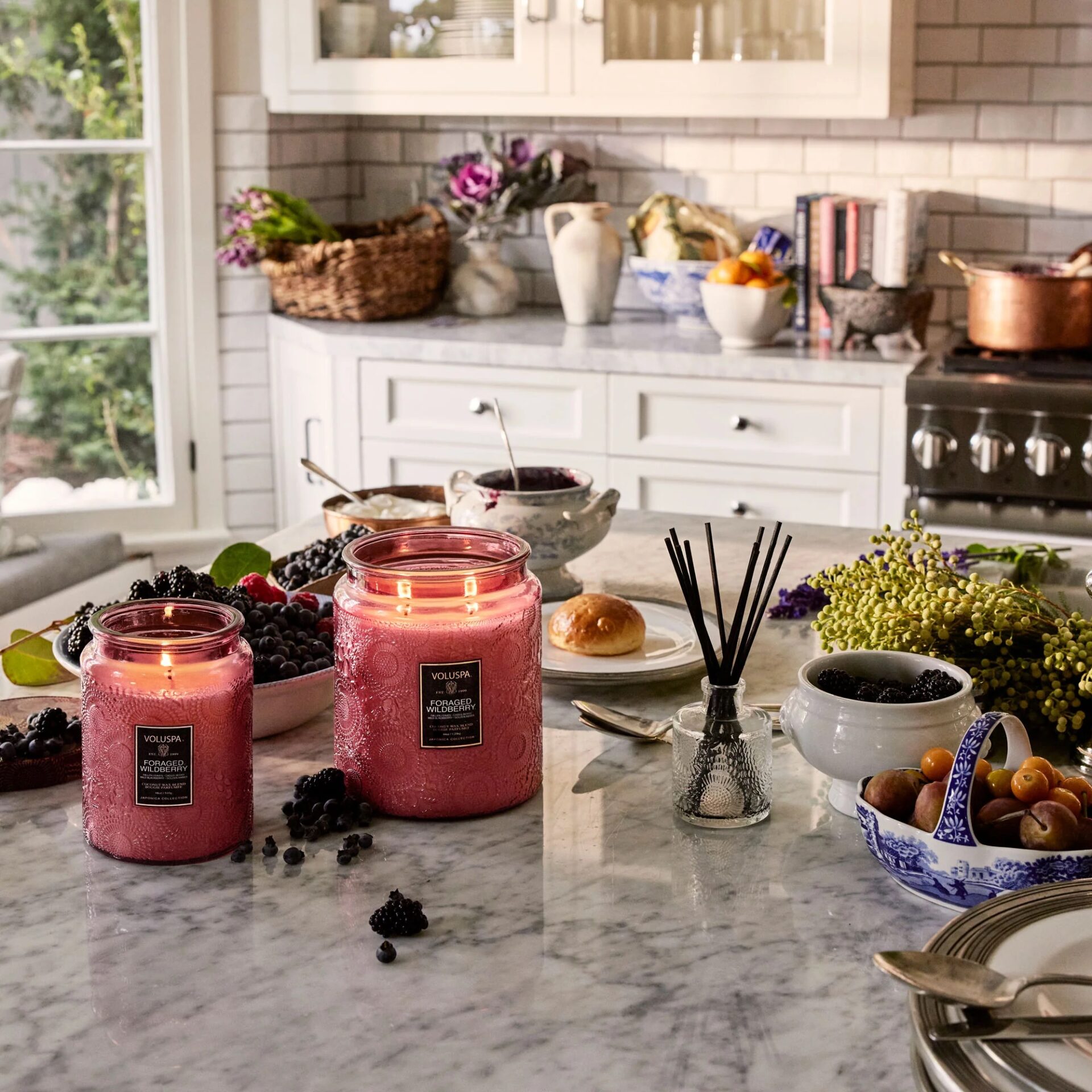 foragedwildberry_luxejar_73739_72339_72539_2024_01_b_web_ade454ed-e2a1-42e5-8f89-78818b65cdf1