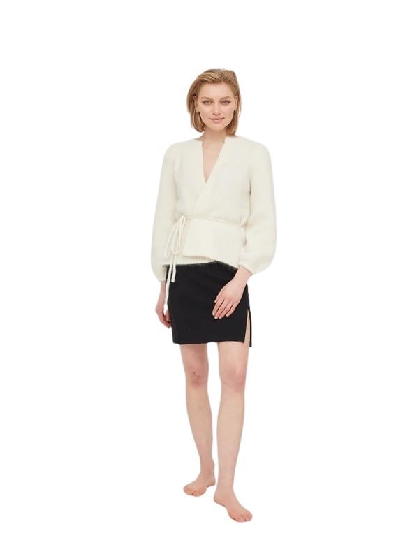 1374_4cb5119681-fredrikke-chunky-cardigan-white-vega-merino-skirt