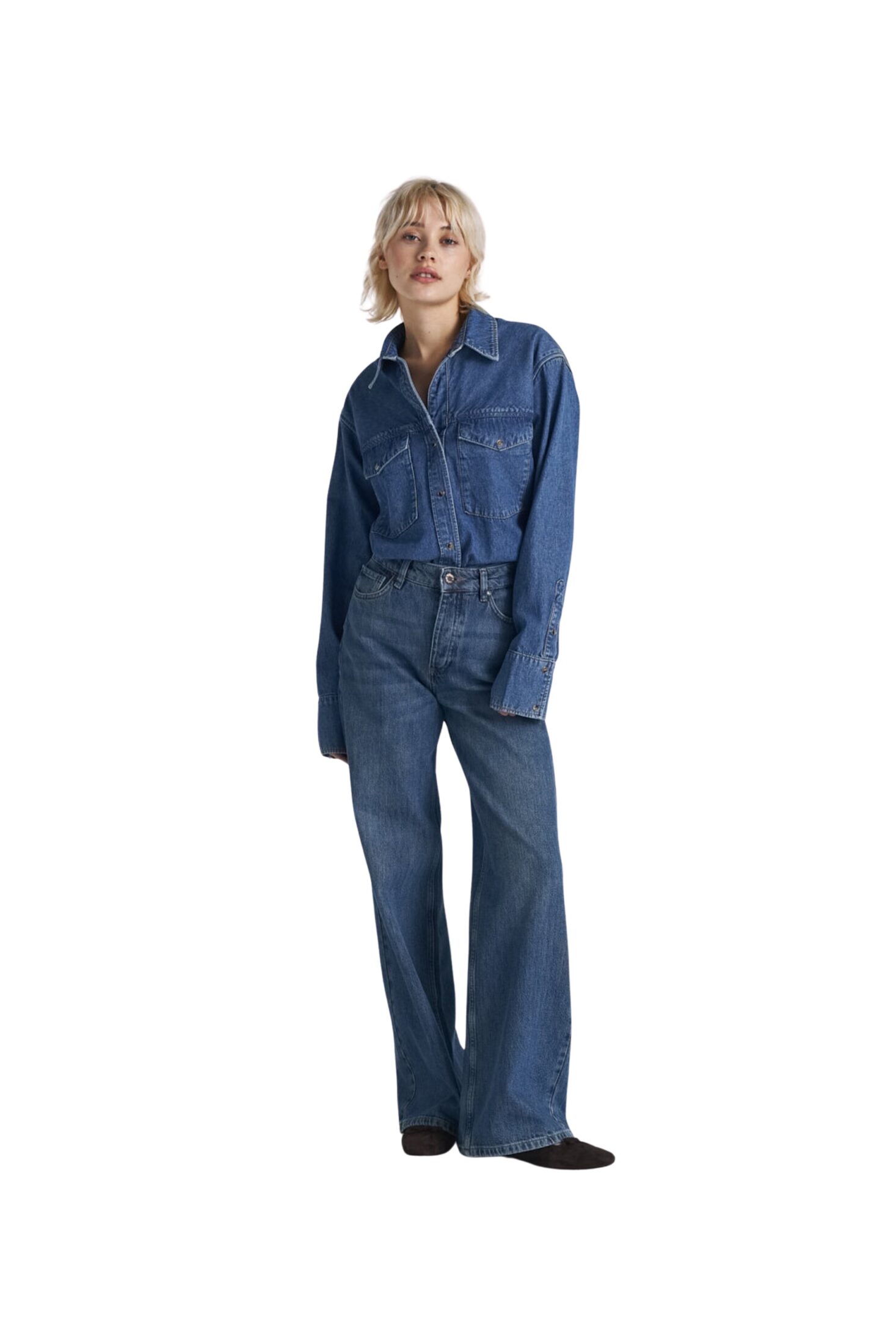 231218_ttday1_8304xx_gwynne_denim_shirt_dk_blue_wash_8344xx_tori_rigid_jeans_dk_blue_wash_3961 231218_ttday1_8304xx_gwynne_denim_shirt_dk_blue_wash_8344xx_tori_rigid_jeans_dk_blue_wash_3961