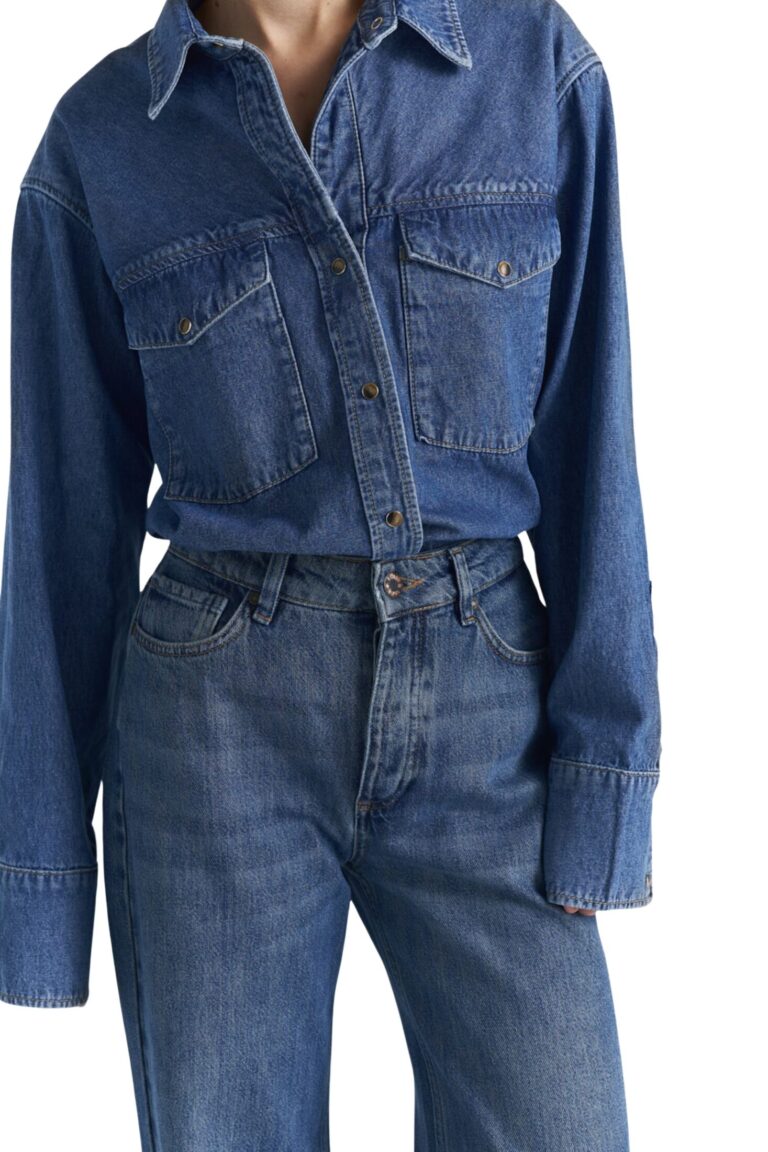 231218_ttday1_8304xx_gwynne_denim_shirt_dk_blue_wash_8344xx_tori_rigid_jeans_dk_blue_wash_3984