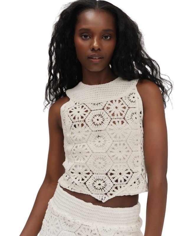2348_d2e6c1c5e0-gigi-crochet-top_white-heidi-crochet-shorts_white_3