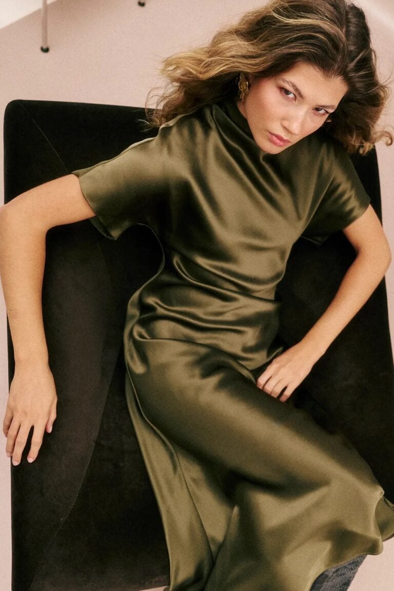 2998_f2367947ca-alivia-midi-dress-olive-malina-4