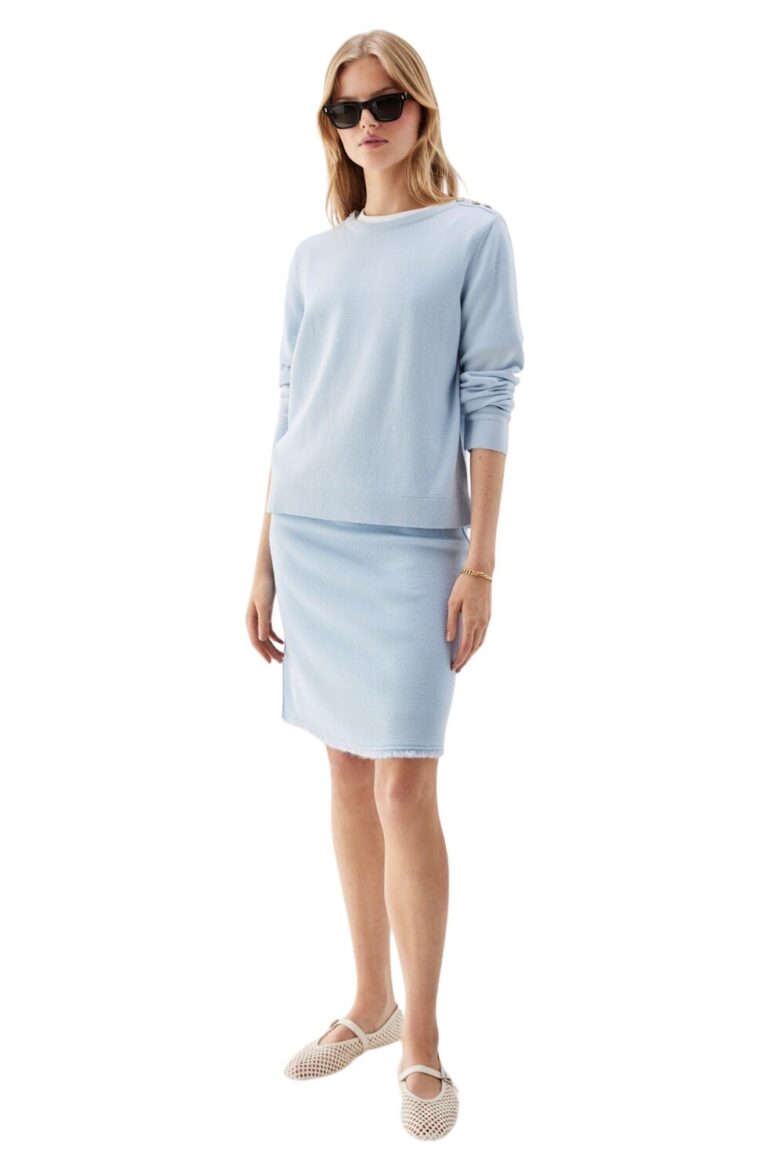 annika-top-ice-blue-and-lucky-skirt-ice-blue-front