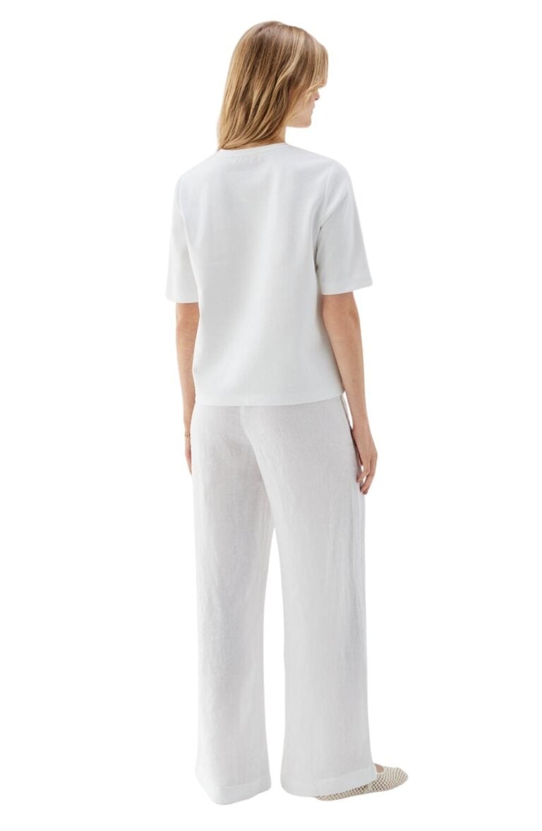 hanna-t-shirt-ecru-and-pim-trousers-ecru-back