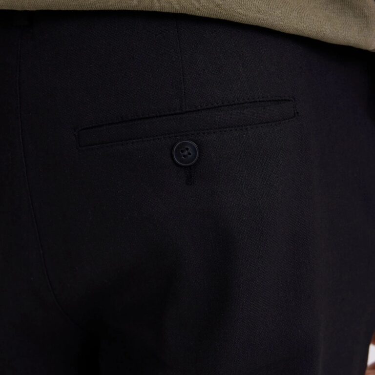 theopl_769-black_linen-40421-31170_detail_1