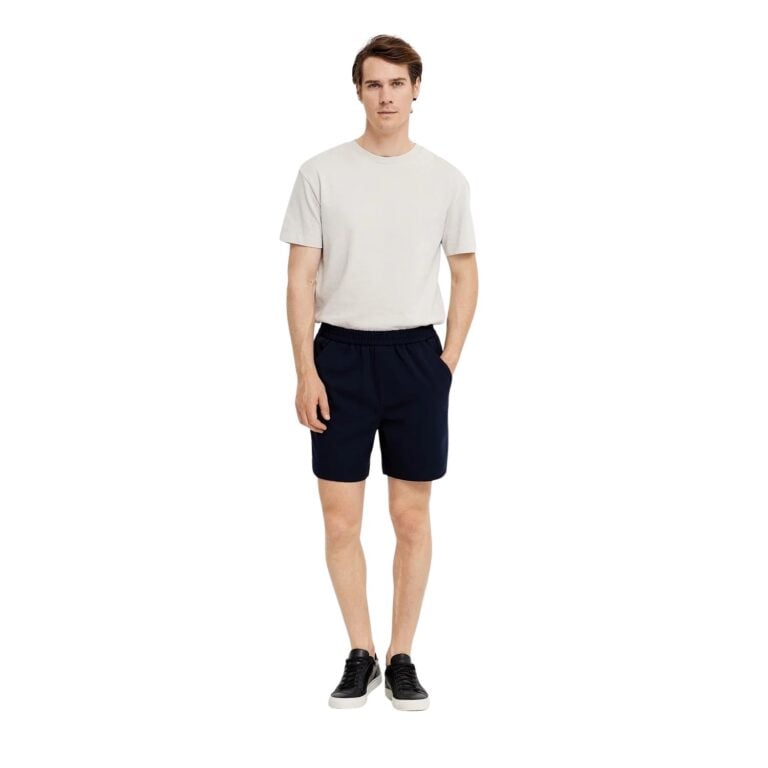turipl_shorts_041-navy-40019-00003_model