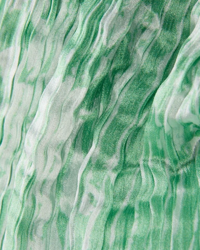 10784740-9