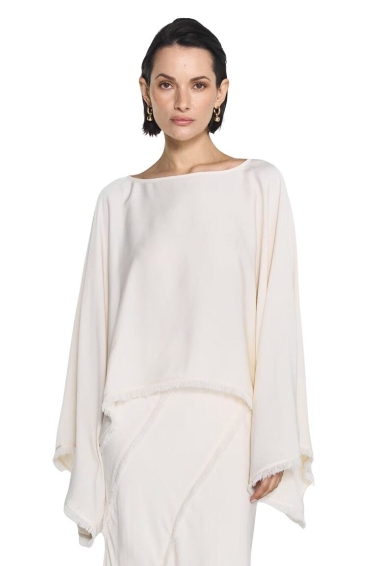 241218_tt_8747_joelle_skirt_ivory_8746_hailie_blouse_ivory5459-1