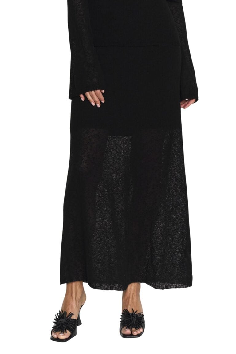 241218_tt_8756_lovina_sweater_black_8757_meline_skirt_black5525